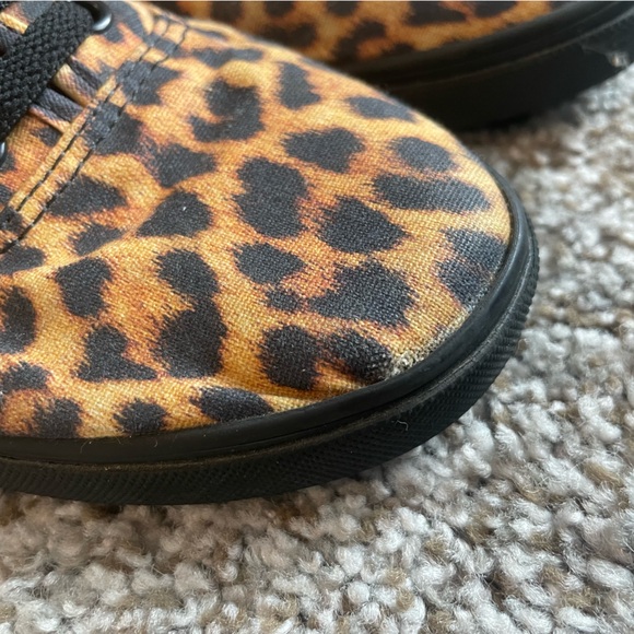 Vans‎ Authentic Lowpro Skate Shoe Leopard Size 6.5 Women’s - Picture 4 of 7